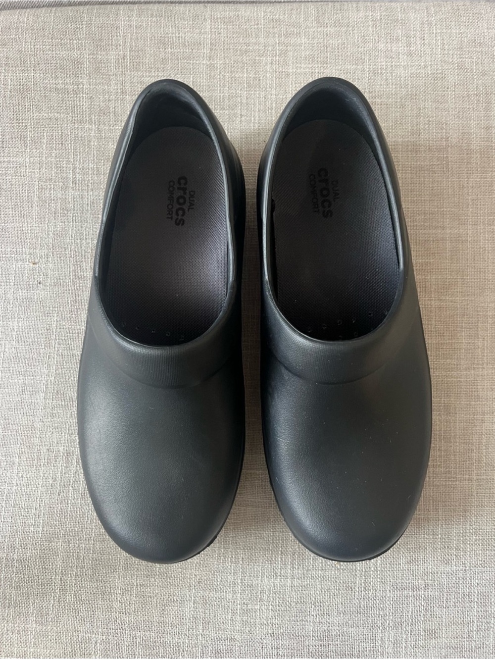 CROCS Black Slip-On Clogs, Womens 8, casual outdoors workwear